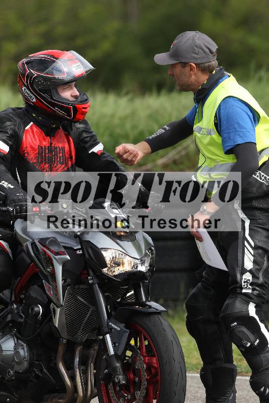 /Archiv-2025/10 23.04.2025 Cornu Master School ADR/rot-rouge/6